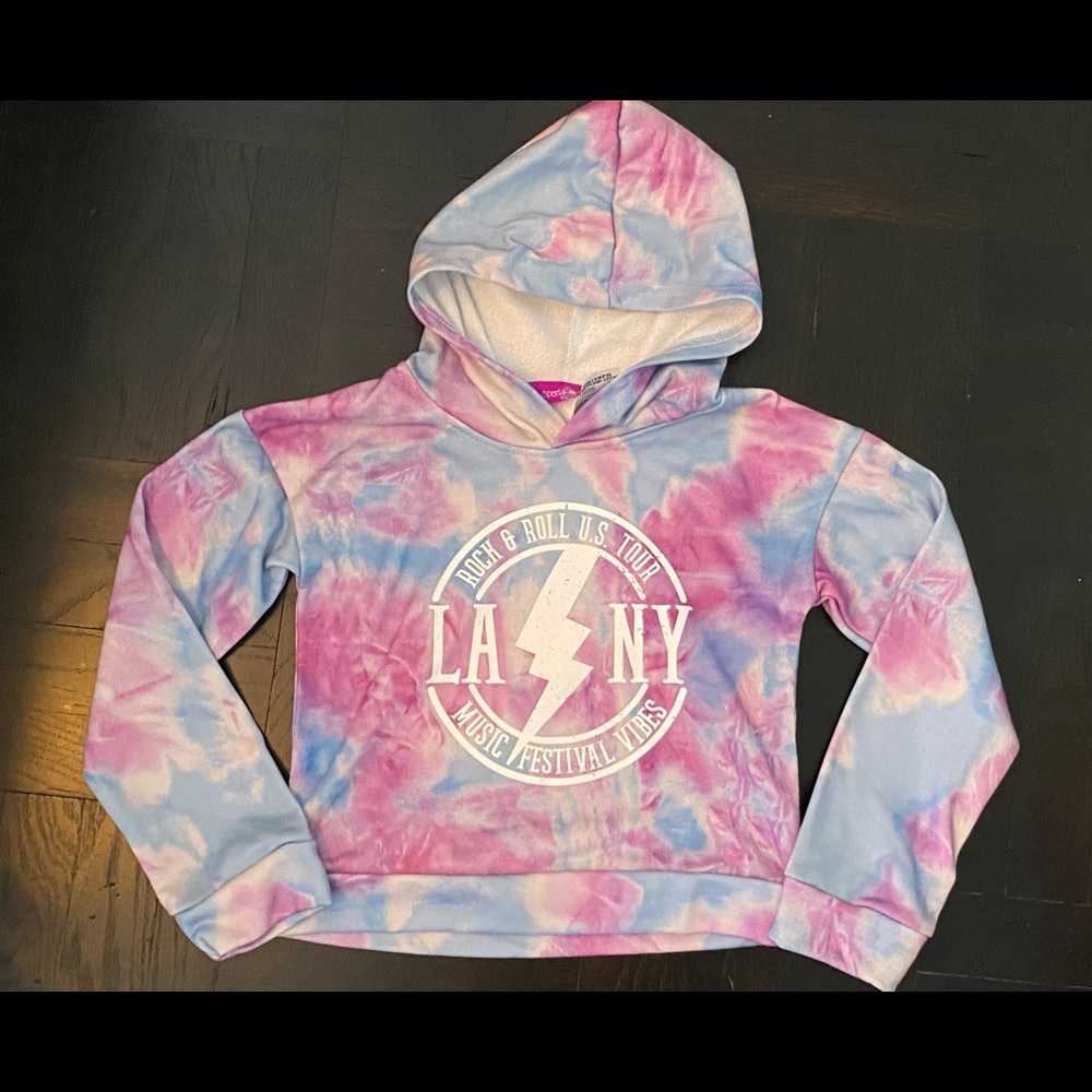 NWT SPARKLE Girls NY/LA Rocker Sweatshirt - 6 Years